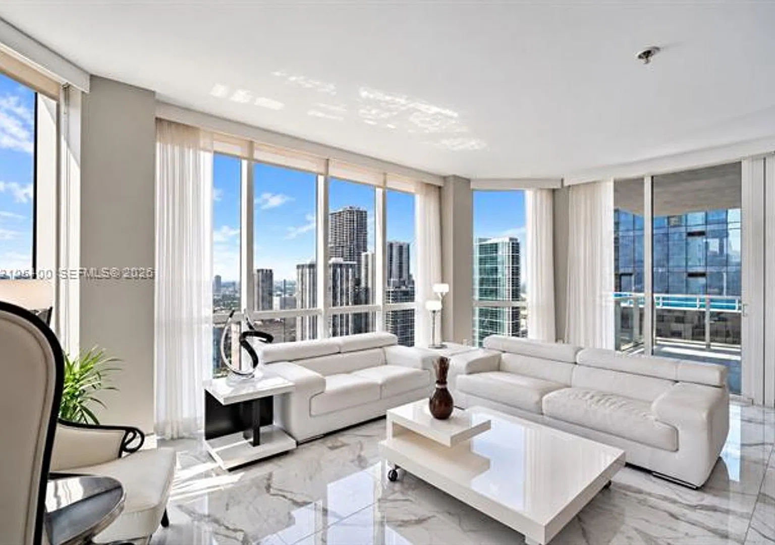 244 Biscayne Blvd cu-4308, Miami, FL 33132 — Photo 3