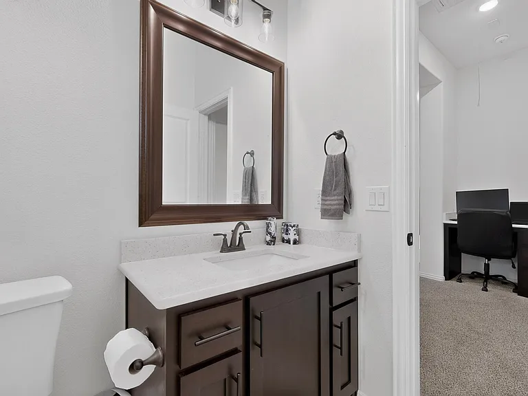 2905 Emerald Trace Dr — Photo 36