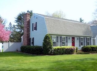 26 Elliot St, Dartmouth, MA 02747