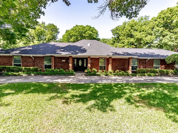 1809 Faulkner Dr, Rowlett, TX 75088