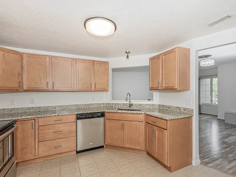 26101 Village Ln #107 — Photo 29