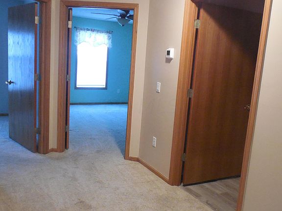 4th image of 657 Milcrest Dr Unit 657