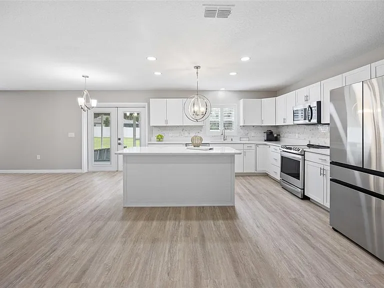 4510 SE 32nd Pl — Photo 14