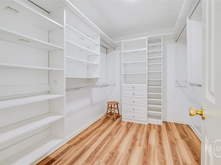 108 Village Lake Dr — Photo 25