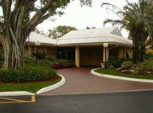 4521 Treehouse Ln #LANE6-B, Fort Lauderdale, FL 33319