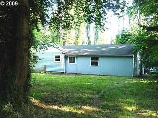2nd image of 5616 NE 40th St