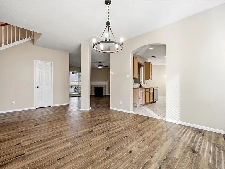 3711 Slocom Dr — Photo 8