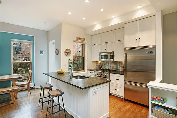 Sold by Corcoran | media 24