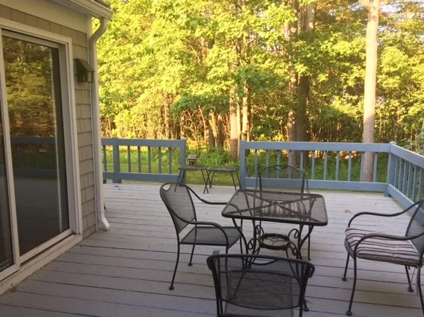 30 Blueberry Cv, Yarmouth, ME 04096