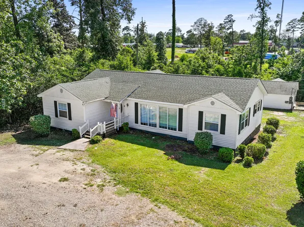 3037 6th St, Marianna, FL 32446