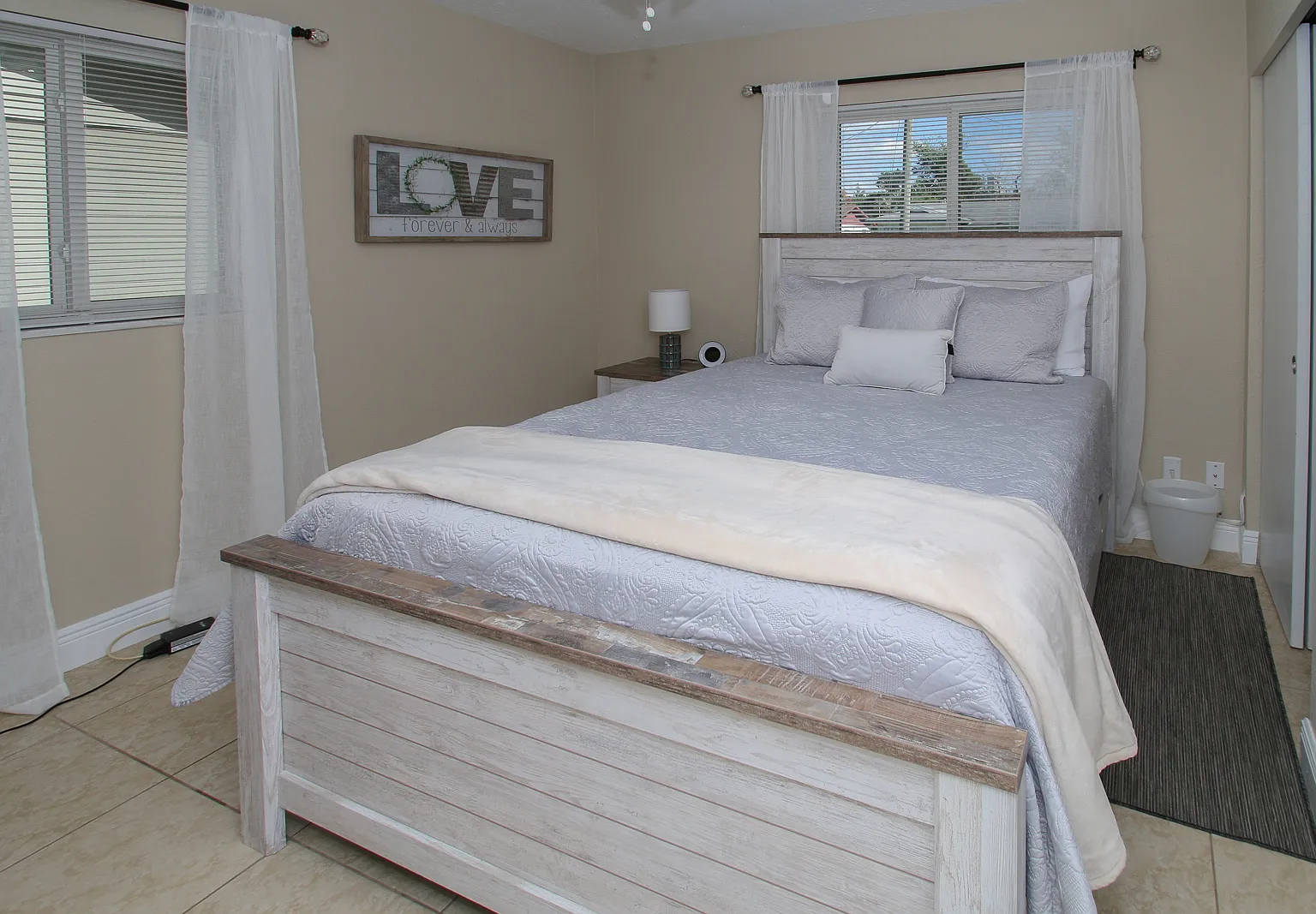 USF Hideaway - 1 — Photo 3