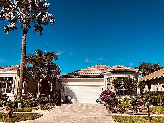 4th image of 6979 Fairway Lakes Dr
