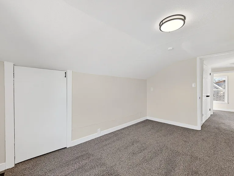6973 Winona Ave — Photo 15
