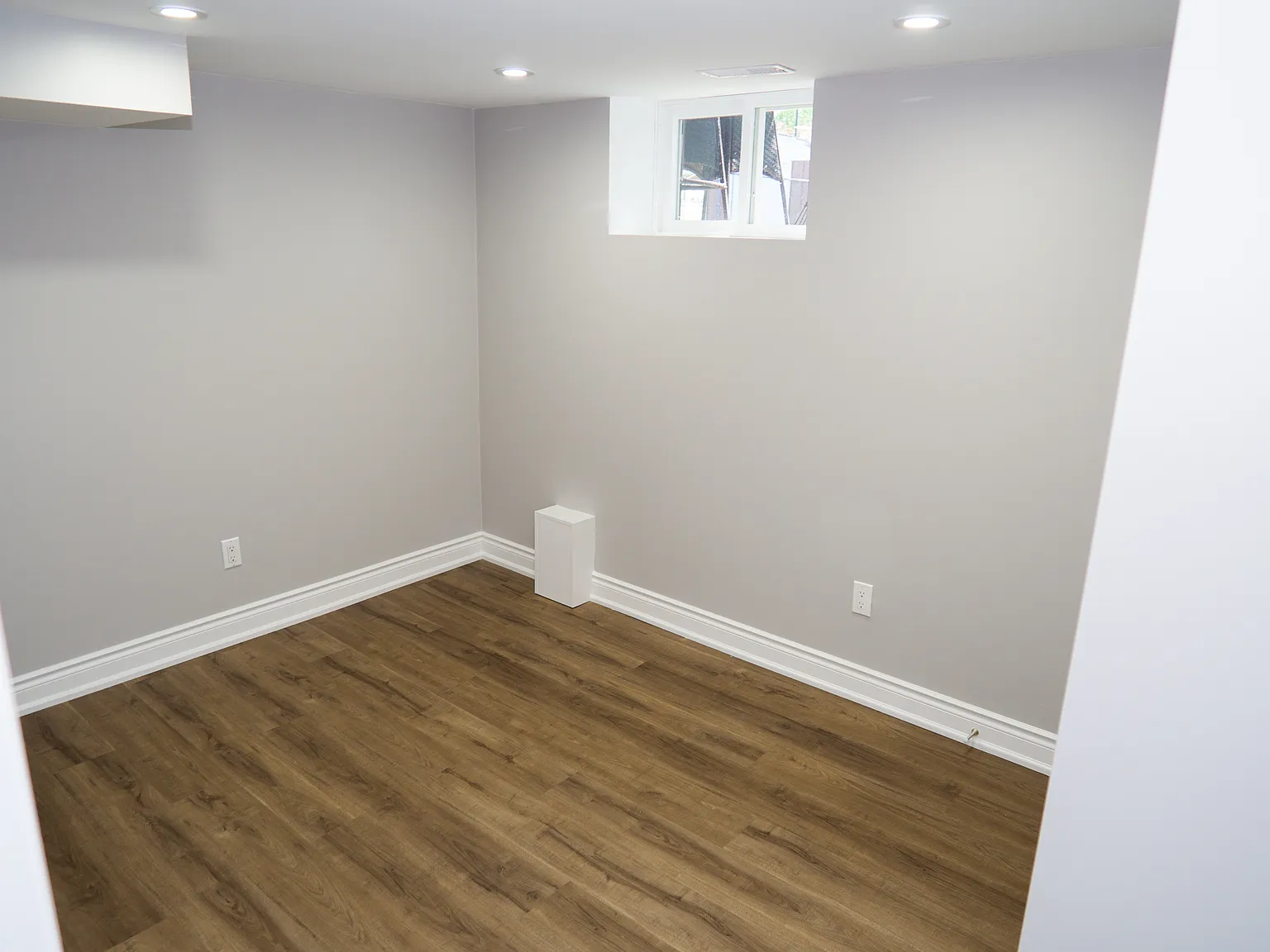 16 Armour Drive, Unit C, Welland — Photo 4