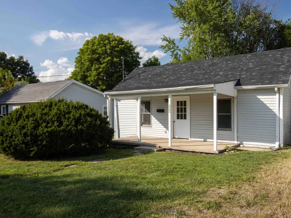 325 Highland Ave, Versailles, KY 40383