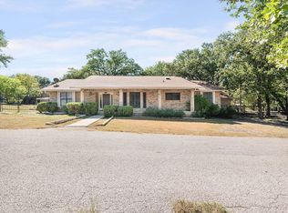 1208 S Willis St, Lampasas, TX 76550