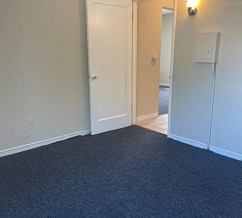 5th image of 2421 San Pablo Ave #B