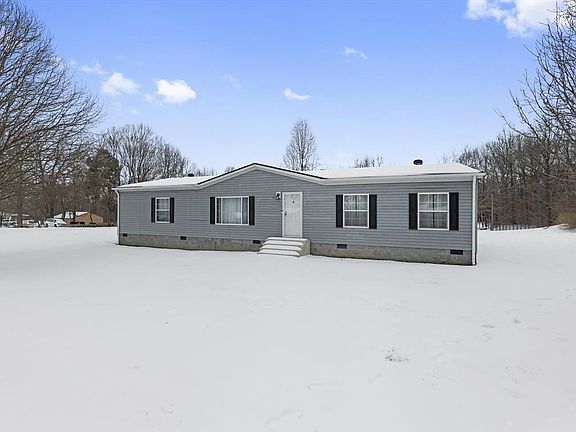 2nd image of 913 Sand Hill Rd