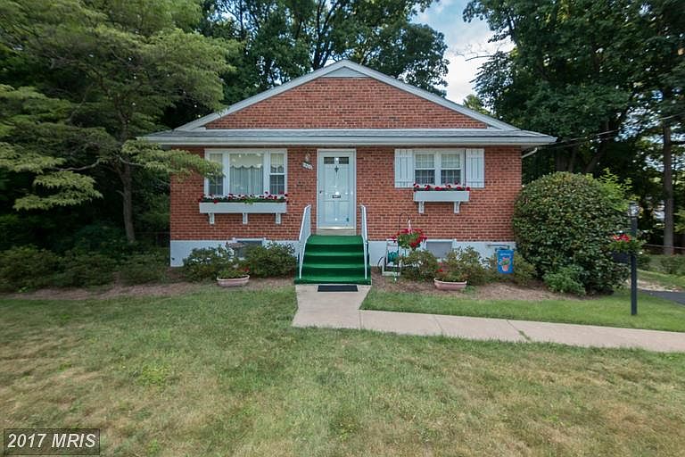 1st image of 6500 Oakwood Dr