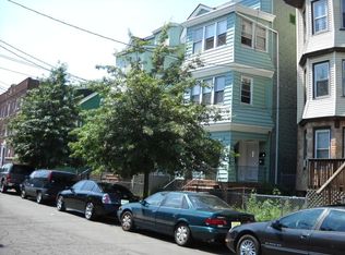 28 N 12th St #3R, Newark, NJ 07107