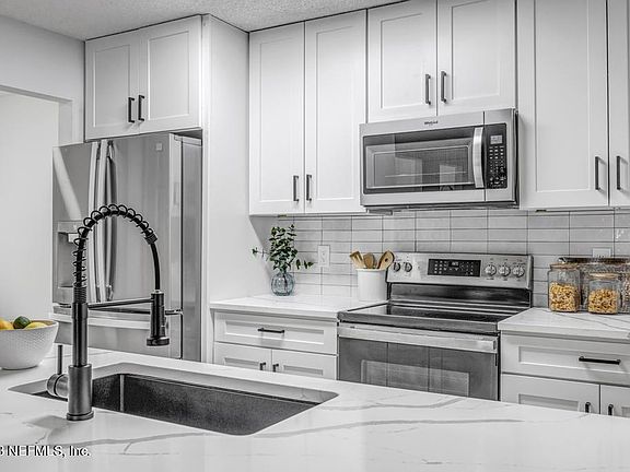 4th image of 3607 DOUBLE BRANCH LN