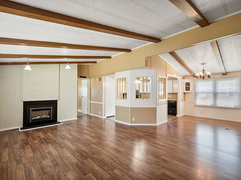 6027 Highliner Dr — Photo 4