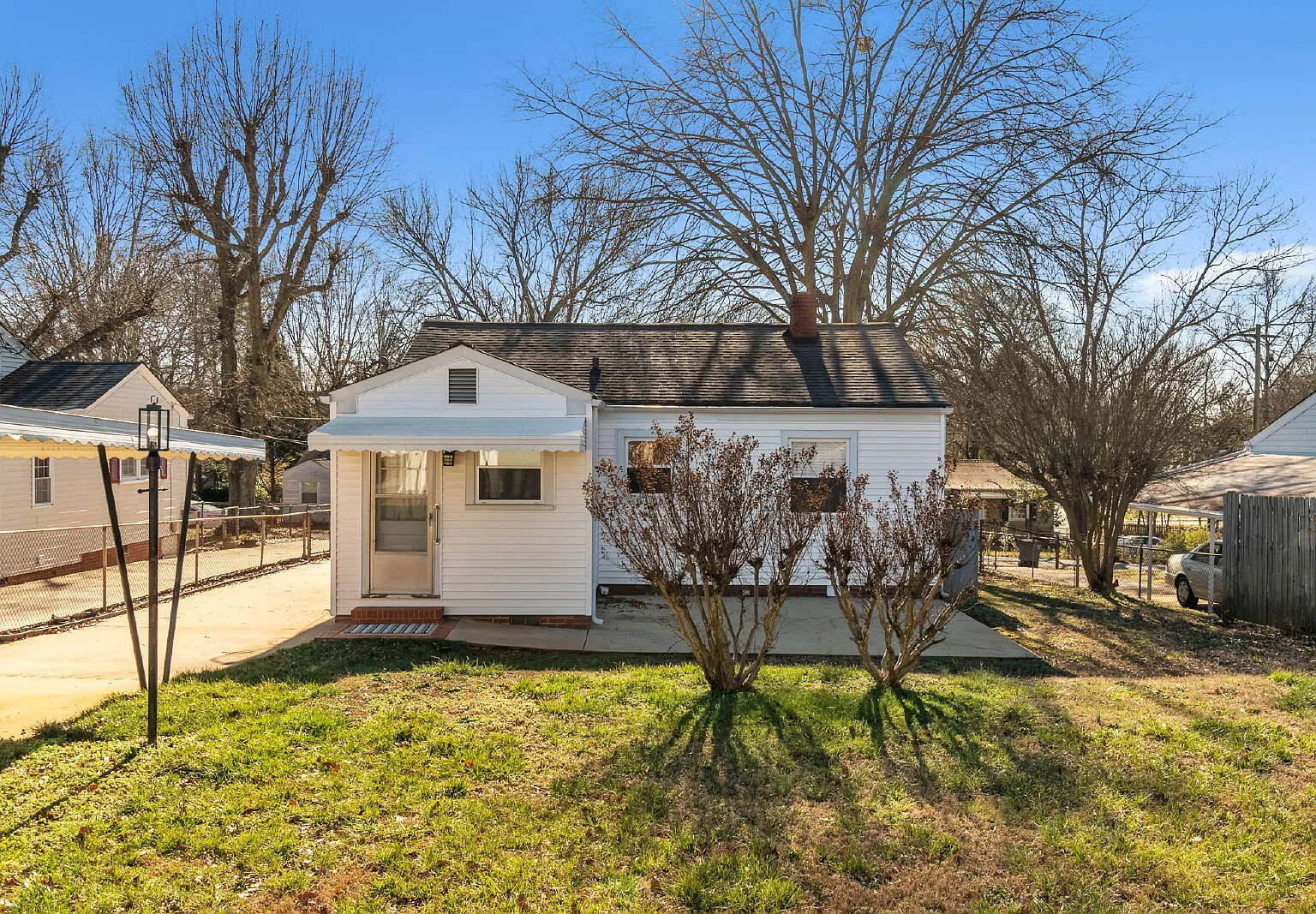 2 bed, 1.0 bath, $1,800 — Photo 1