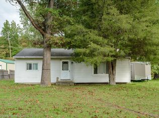 13365 Rawsonville Rd, Belleville, MI 48111