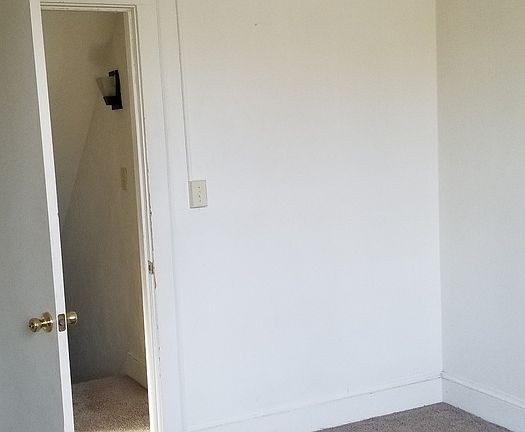 5th image of 9644 Sherwood Pl APT 2