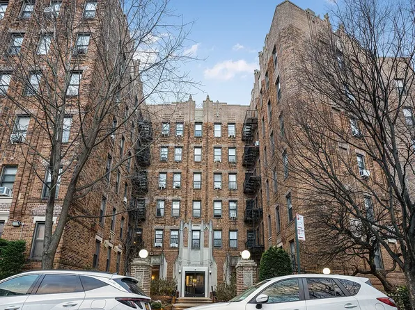 570 Westminster Rd #19, Brooklyn, NY 11230