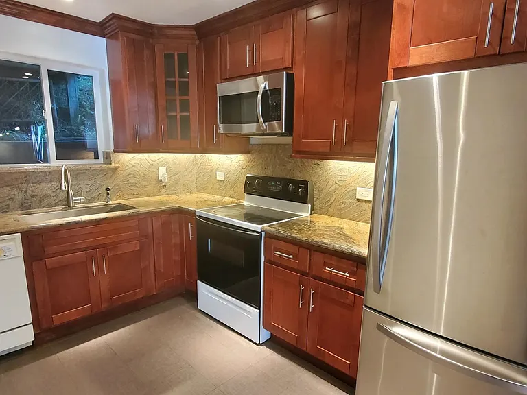 708 Hidden Valley Rd #708 — Photo 1