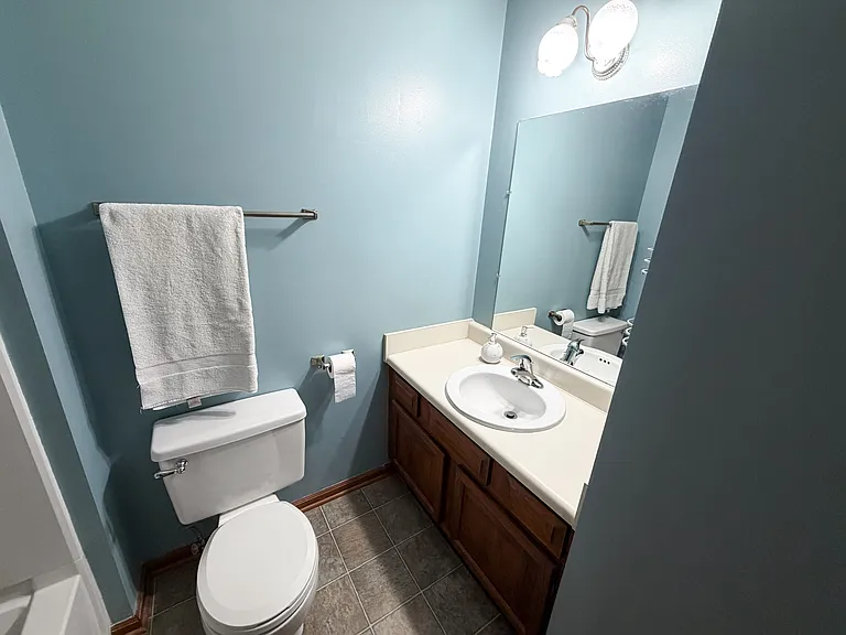 6530 Thetford Ct — Photo 9