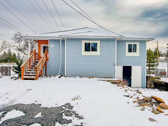3rd image of 302 McCourt St