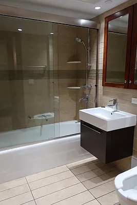 Rented by Peter Meskouris LREB | media 22