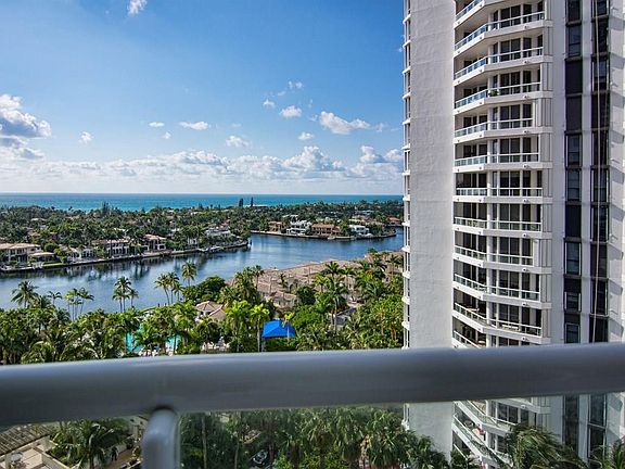 3rd image of 21200 NE 38th Avenue #1403