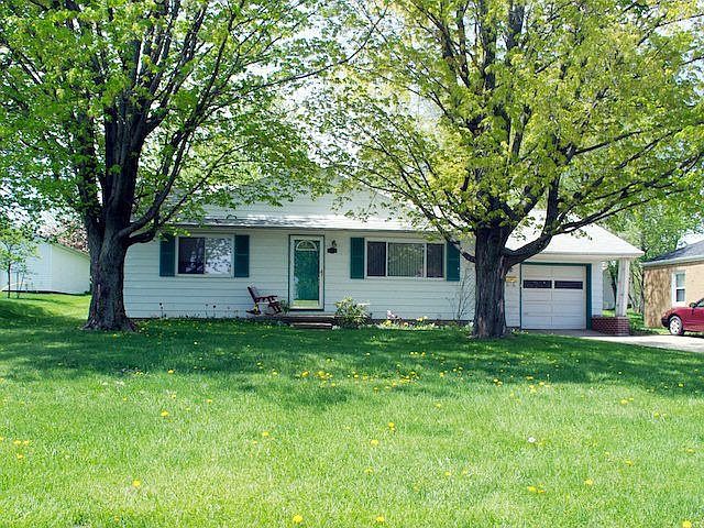 1st image of 419 Willowood Dr E