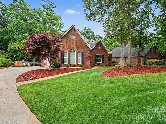 2nd image of 1320 Mill Race Ln