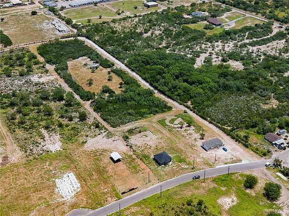 4th image of 106 El Mesquite Ln