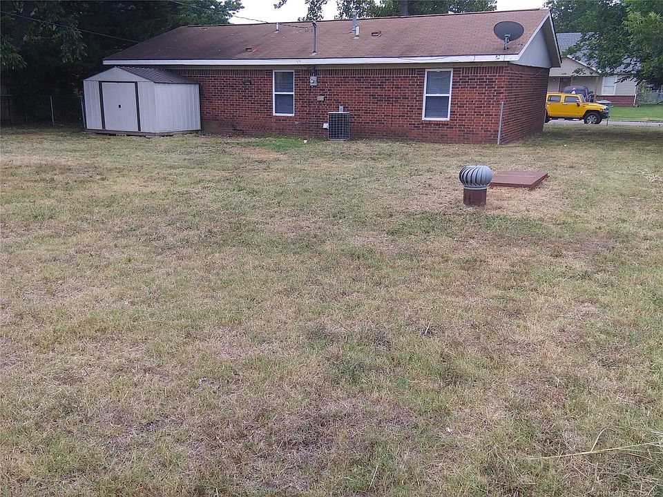 2nd image of 4218 S Redeagle Dr