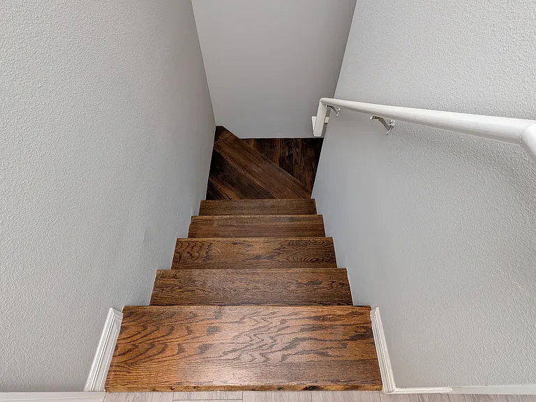 2281 Betsy Ross Ln — Photo 10