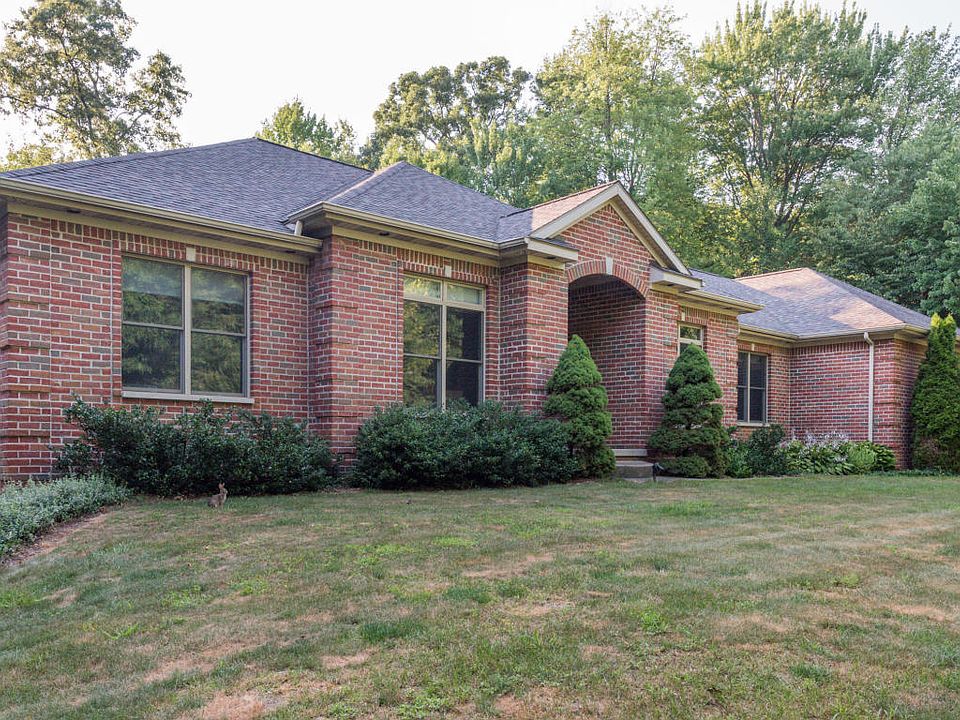 1st image of 3431 Fallasburg Park Dr NE
