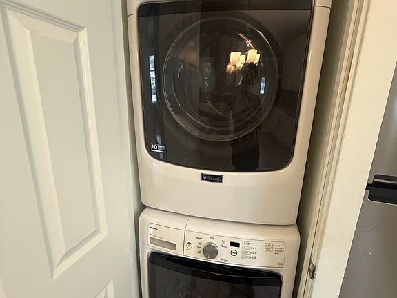 2nd image of 690 Lowry Ave NE Floor 1