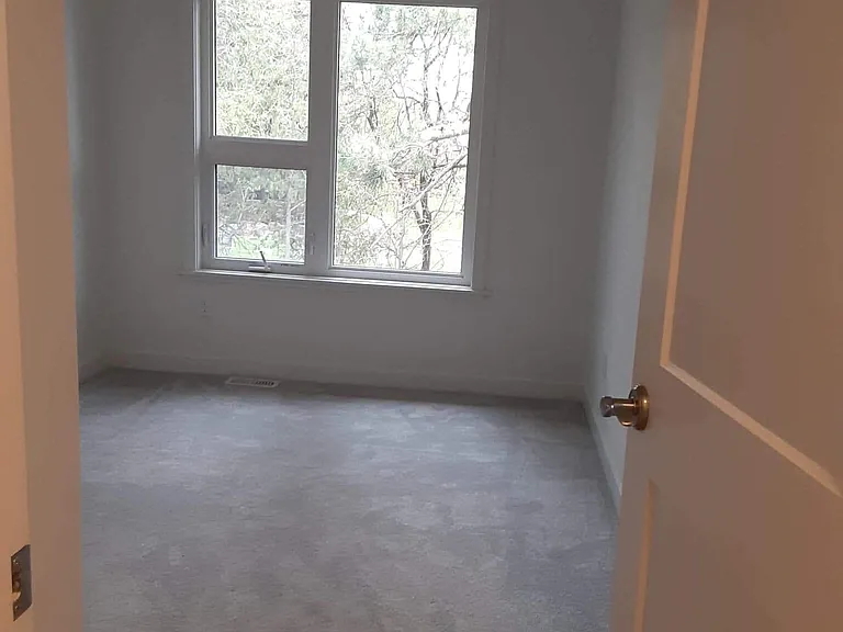 110 Fergus Ave #33 — Photo 9
