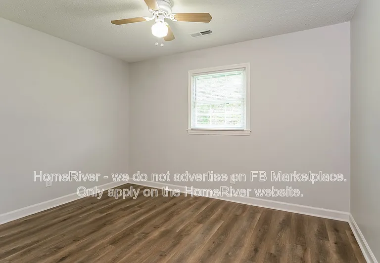 1603 W Mountain St — Photo 8