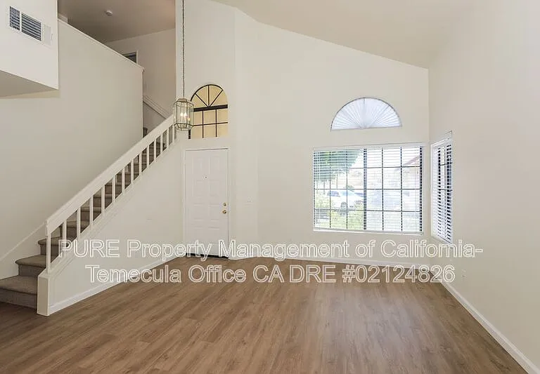 39625 Almansa Ct — Photo 3
