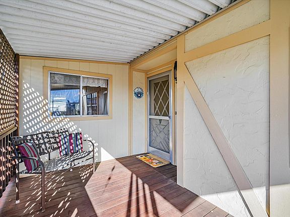 2nd image of 140 Stratford Way