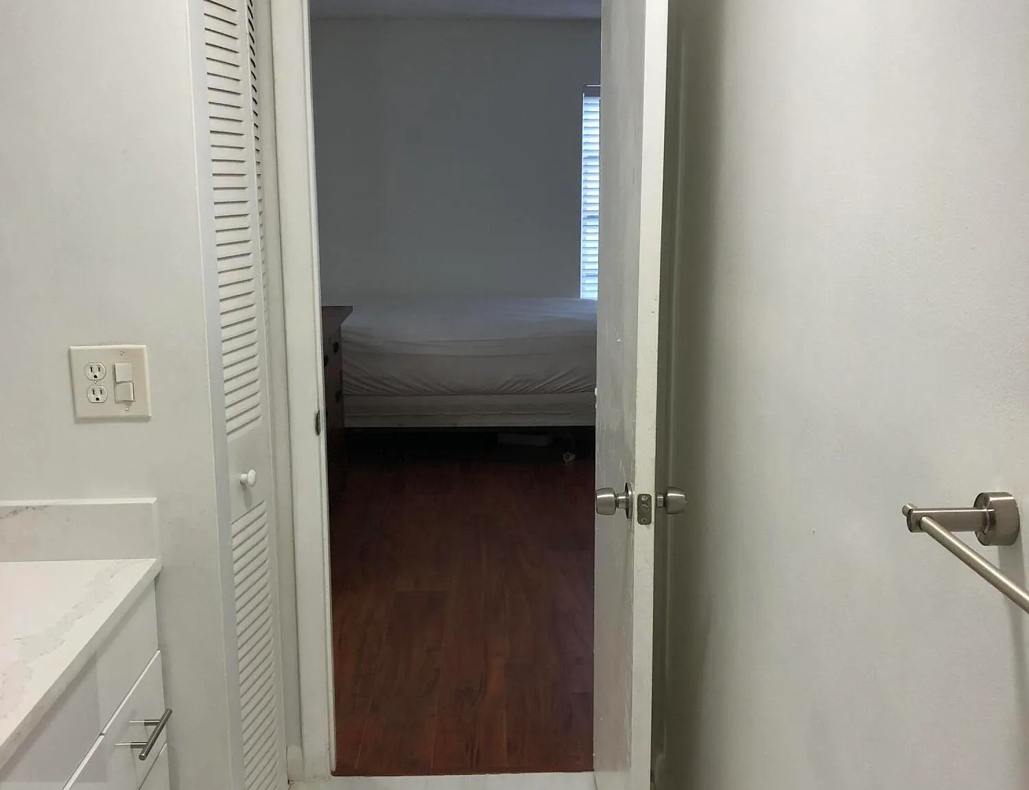 2 bed, 2.0 bath, 936 sqft, $2,195 — Photo 4