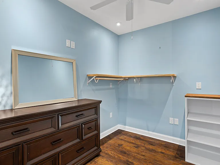 1233 Wilmington Island Rd #D — Photo 14