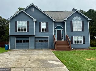 324 Spring Falls Dr, Lawrenceville, GA 30045