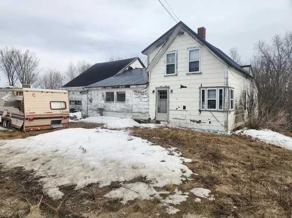 2132 State Road, Castle Hill, ME 04757